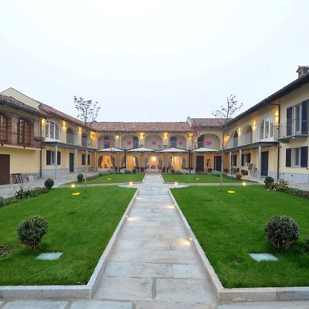 Agriturismo Cascina Varie Castagnito Exteriér fotografie
