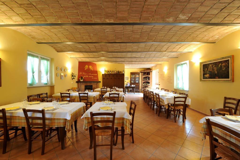 Agriturismo Cascina Varie Castagnito Exteriér fotografie