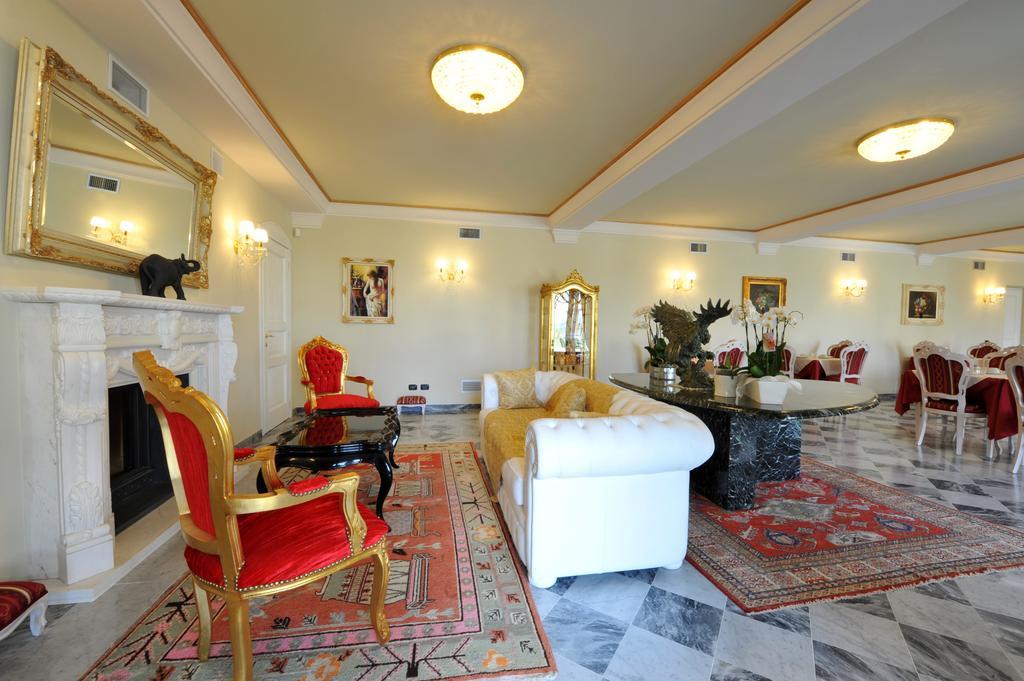Agriturismo Cascina Varie Castagnito Exteriér fotografie